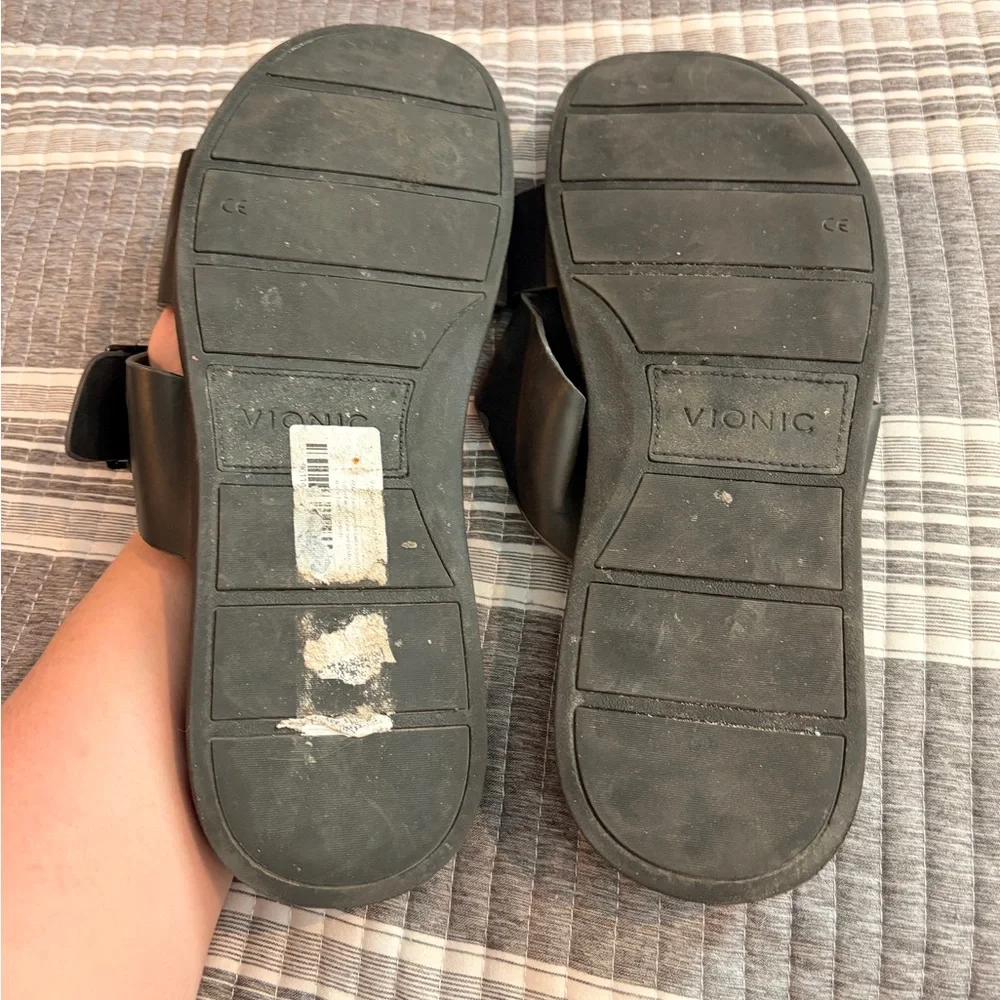 Vionic Men's Black Sandals Size 13 - Picture 4 of 6